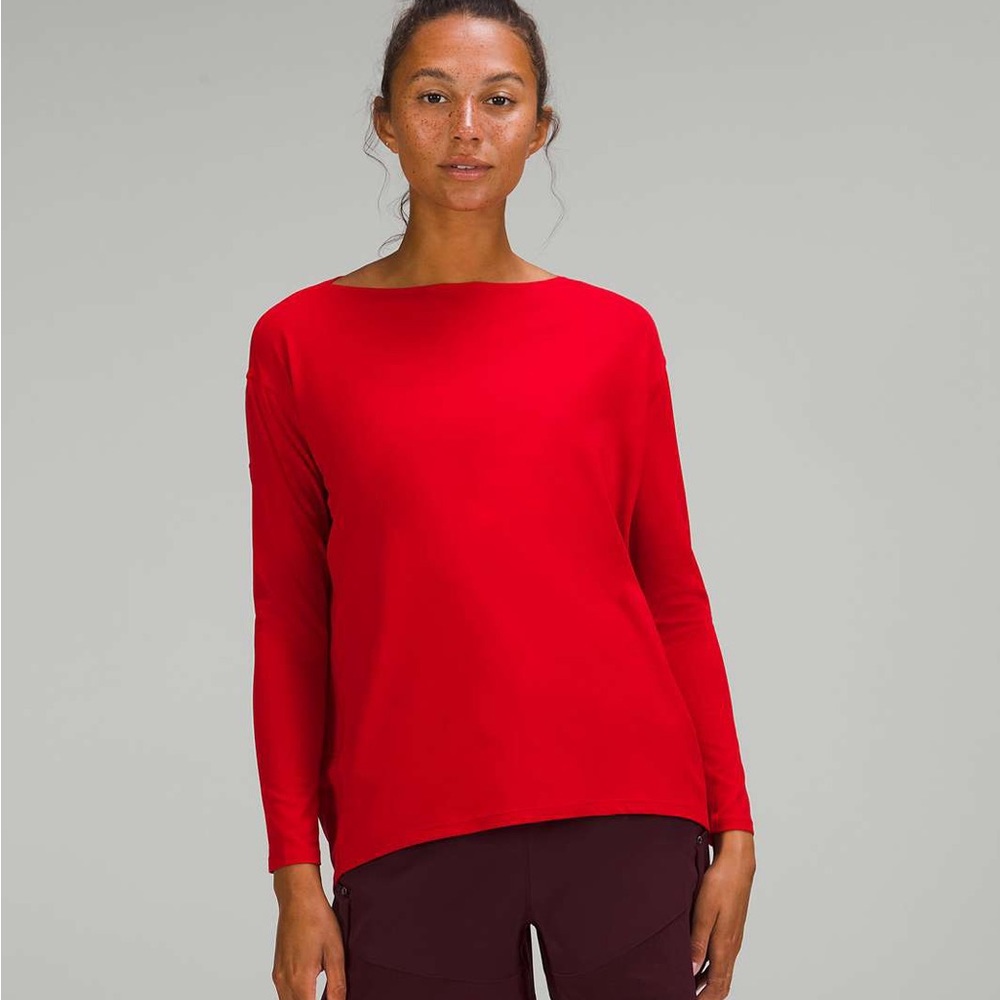 2 Lululemon back in action long sleeve tops size 4